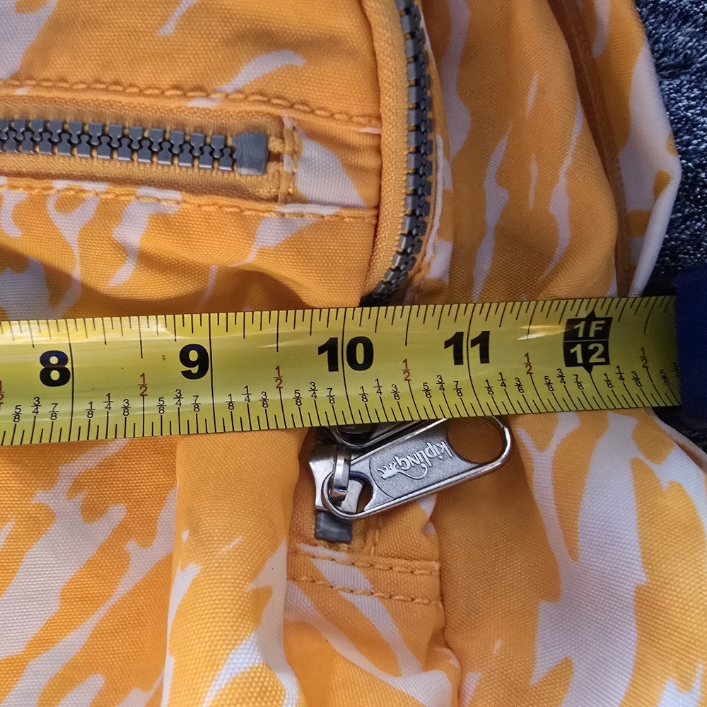 Kipling Backpack 💛 🎒 - Picture 16 of 16